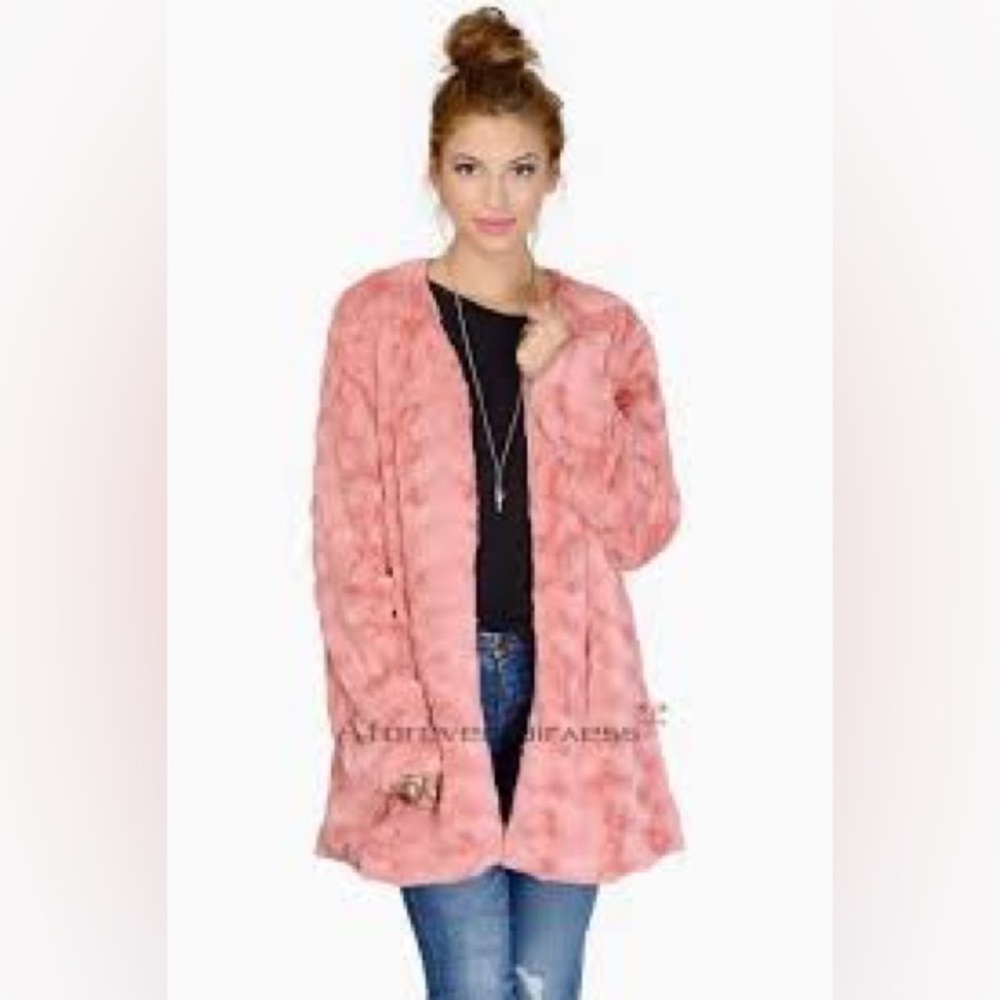 Bubble gum pink faux fur coat long sleeve